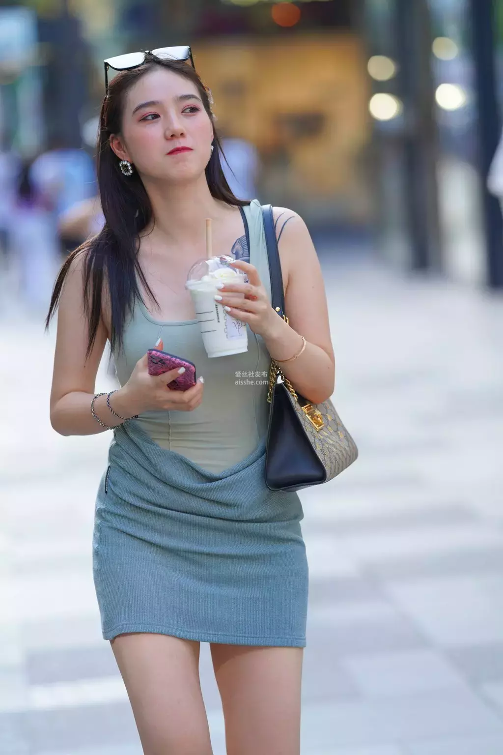 精选街拍作品 NO.2231 吊带针织裙 街拍性感亚洲美女图片-丽图社