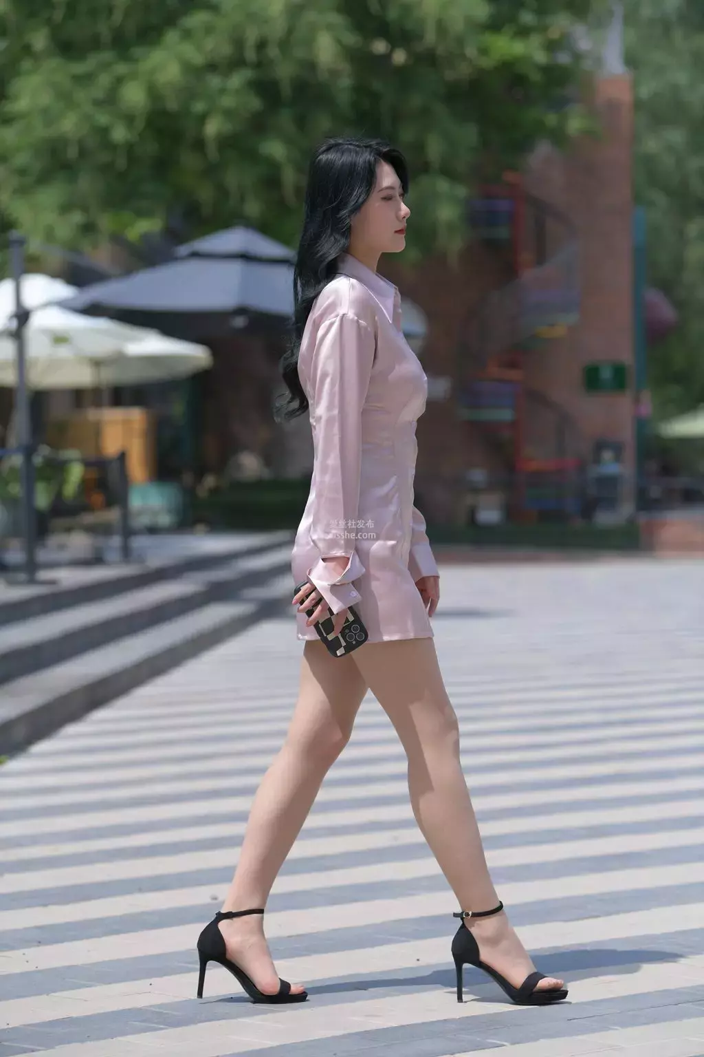 精选街拍作品 NO.1844 谜兔2 清秀美女气质迷人街拍写真-丽图社