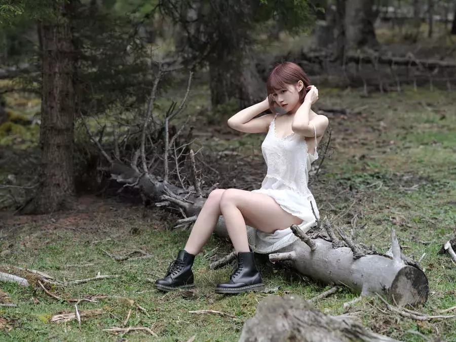 No.049 – 潮汐典藏 [28P] 美女写真壁纸珍藏版-丽图社