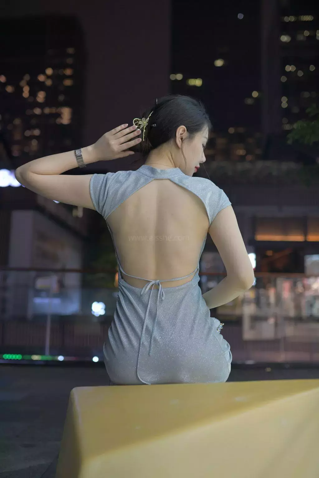 精选街拍作品 NO.1159 姓感短裙美女2 杭州街拍-丽图社