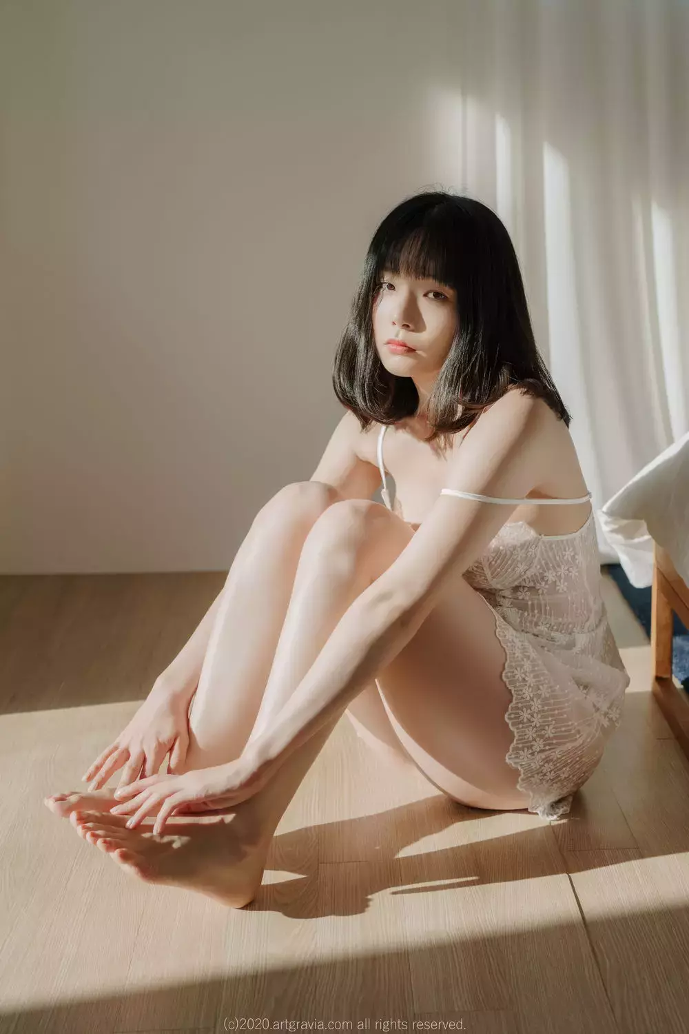 No.017-[ARTGRAVIA] VOL.235 [83P] 优雅休闲美女自信阳光可爱唯美写真-丽图社