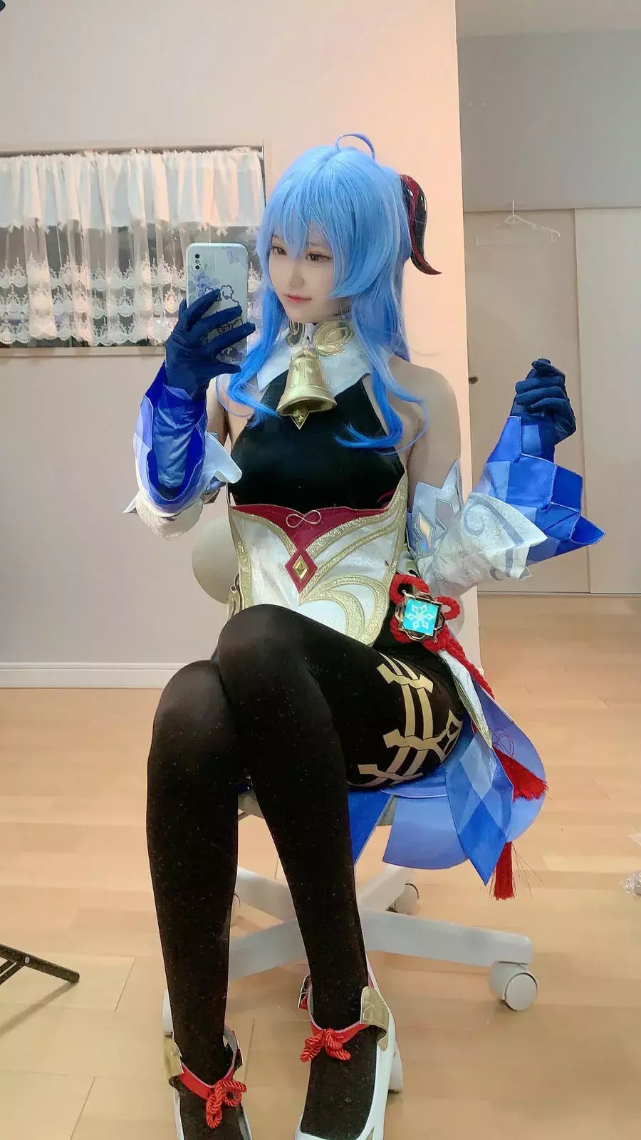 No.018-甘雨对镜拍 [13P] 时尚美女写真壁纸图片照-丽图社