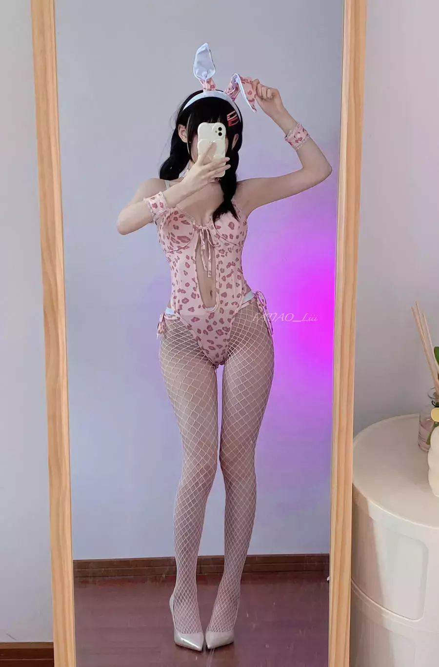 No.047 – [Fantia] 2023年05月订阅 (8套) [138P 1V] 高清美女写真壁纸文案图片-丽图社