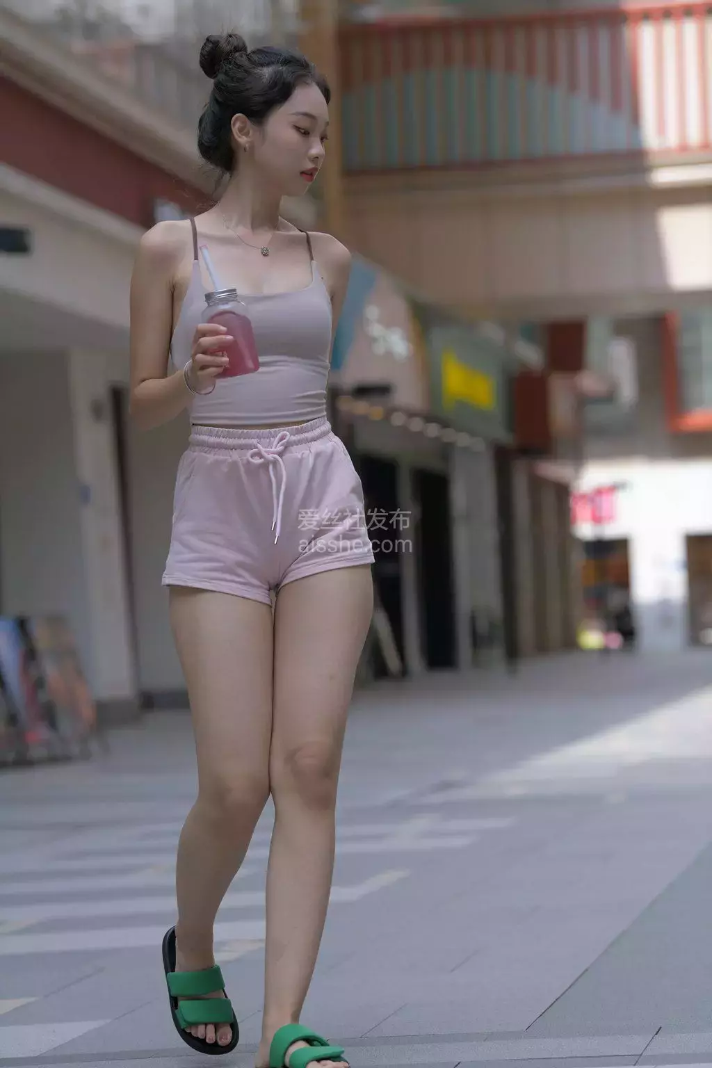 精选街拍作品 NO.1344 粉色女孩6 美女街拍写真合集-丽图社