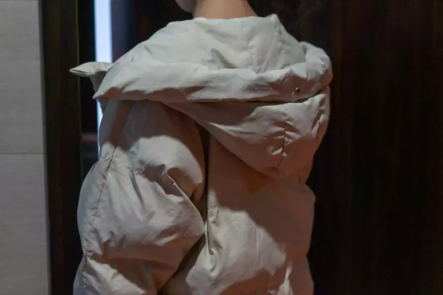 No.011-黄豆粉养猫日常 [51P] 清纯时尚美女写真拍摄-丽图社