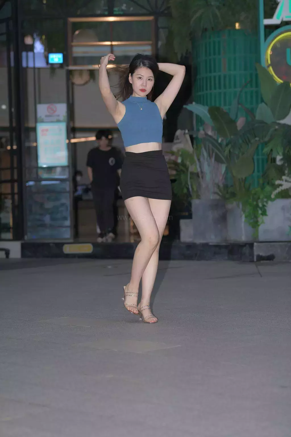 精选街拍作品 NO.1127 包臀群美女5 街拍美女图片大全-丽图社