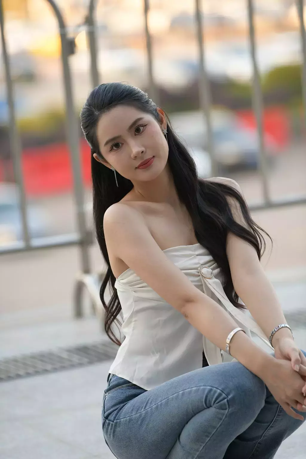 精选街拍作品 NO.2518 牛仔裤高挑靓丽 街拍真空-丽图社