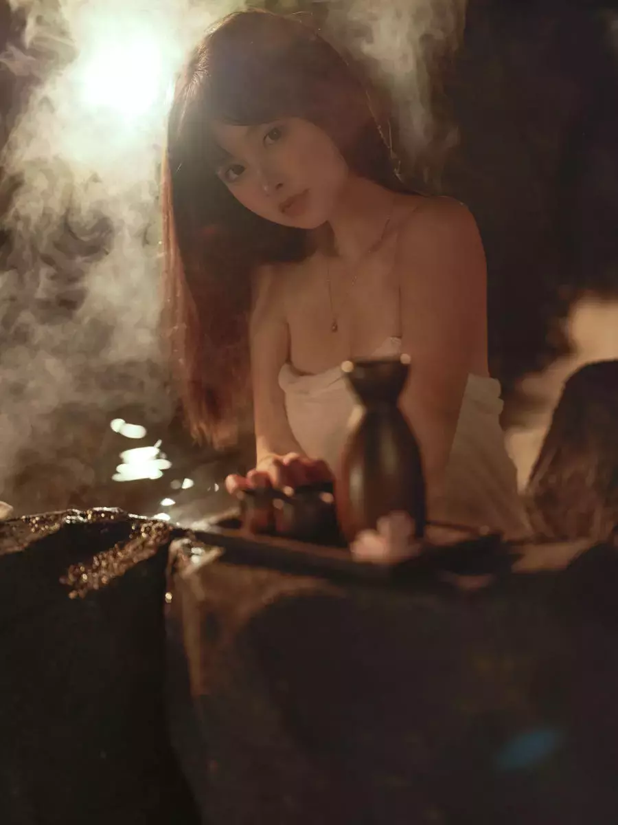 No.002-温泉 [14P] 性感美女写真照高清图片素材-丽图社