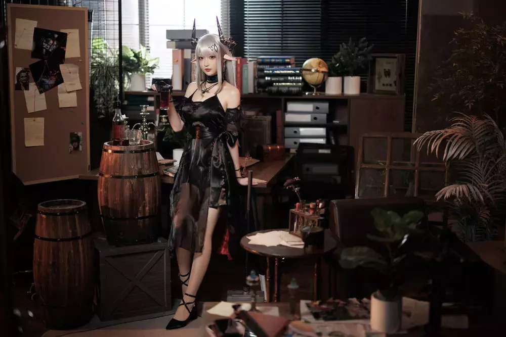 No.095-明日方舟 泥岩礼服 [21P] 超好看的辣妹身材壁纸合集-丽图社