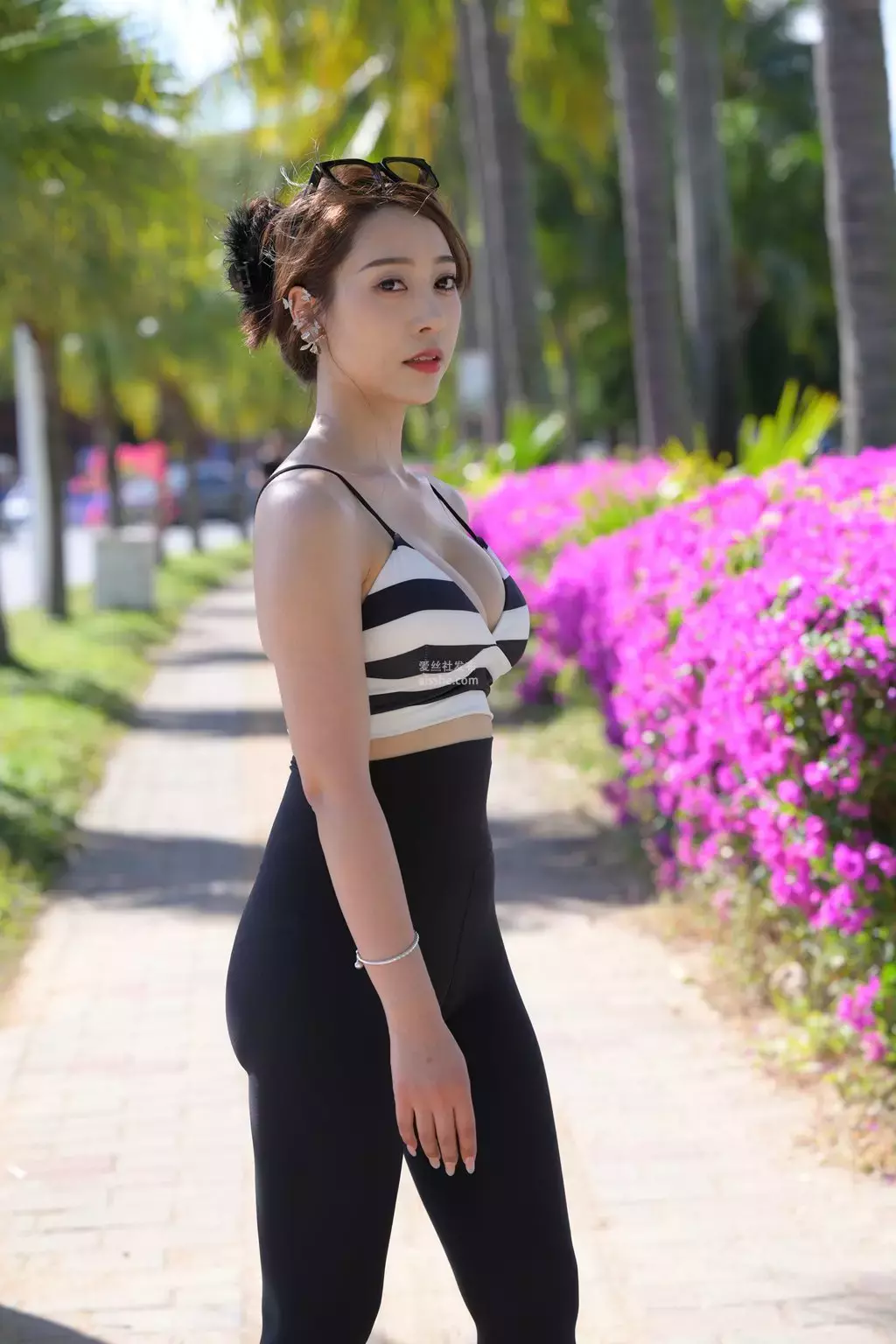 精选街拍作品 NO.2134 去你的城市呼吸1 街拍美女三里屯最火-丽图社