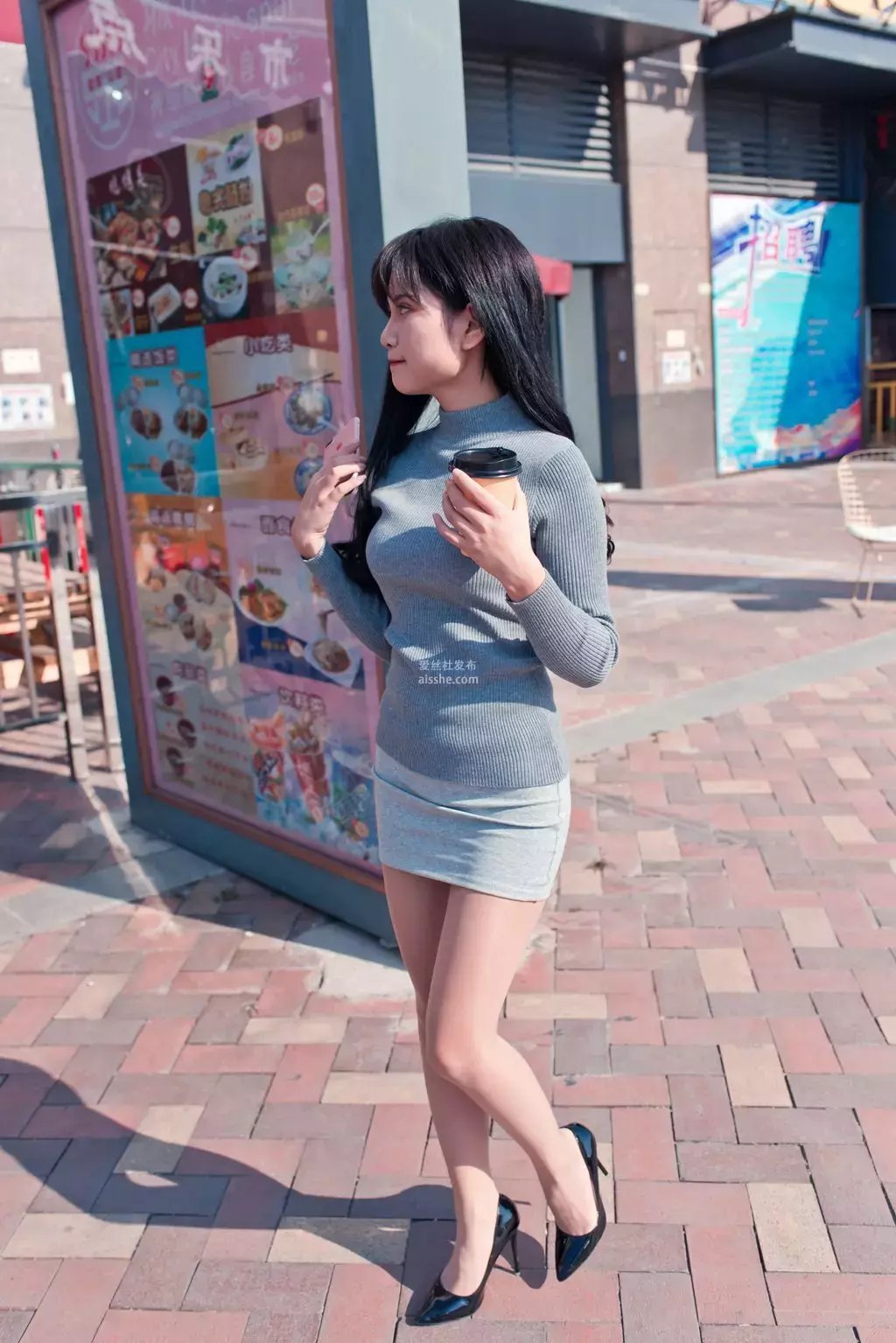 魔镜街拍 NO.090 短裙肉丝黑高跟鞋外拍-2 杭州小姐姐时尚街拍-丽图社
