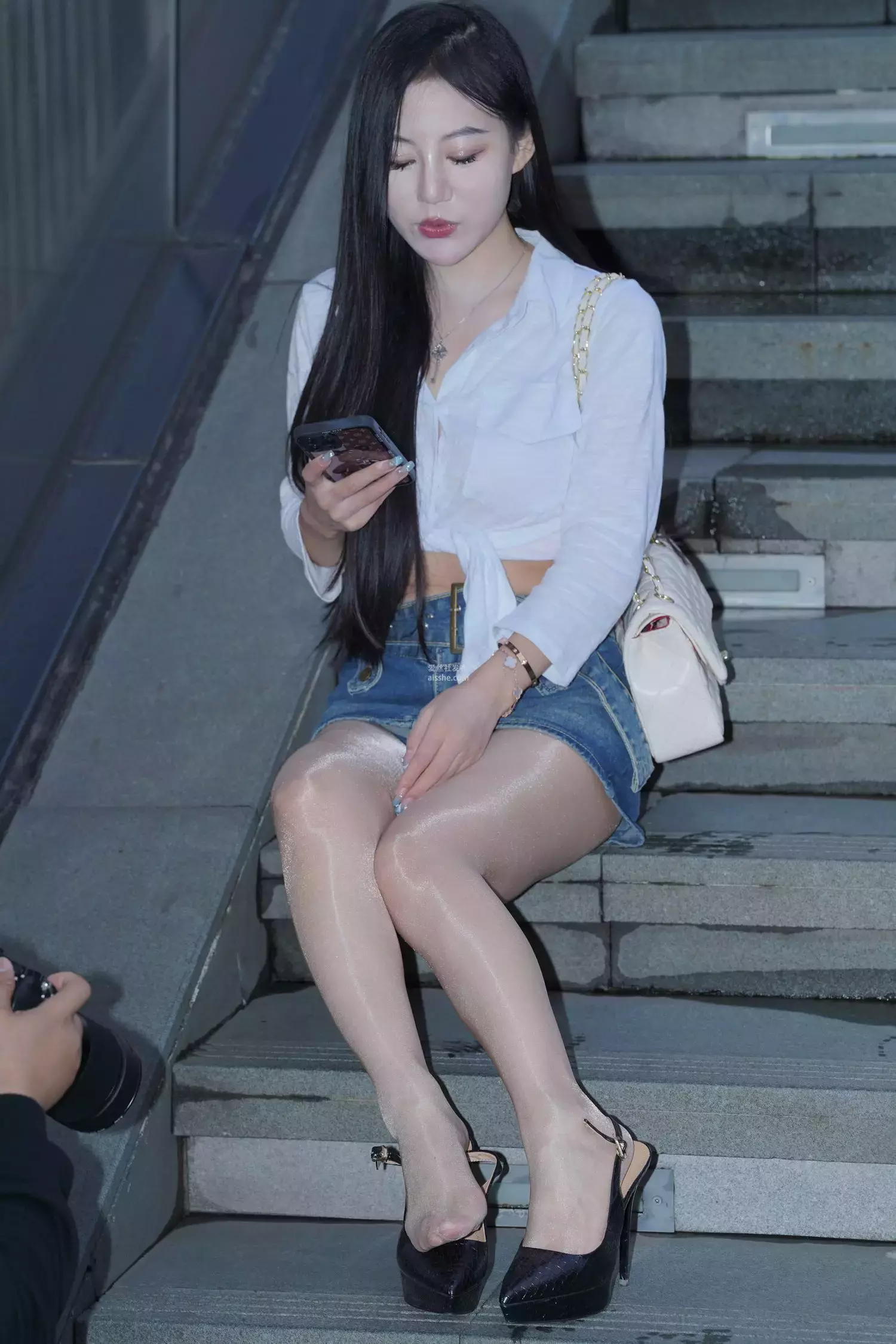 精选街拍作品 NO.1729 肉丝包臀裙美眉2 高清街拍漂亮美女组图-丽图社