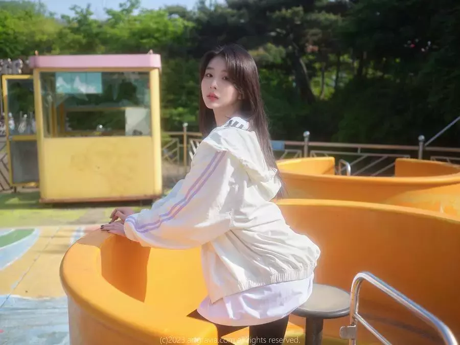 No.031-ARTGRAVIA_VOL.545 [98P] 又纯又欲心动型小姐姐-丽图社