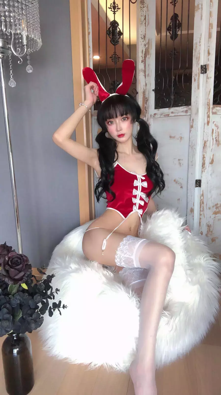 No.028-红色兔兔 [11P] 优雅休闲美女自信阳光可爱唯美写真-丽图社