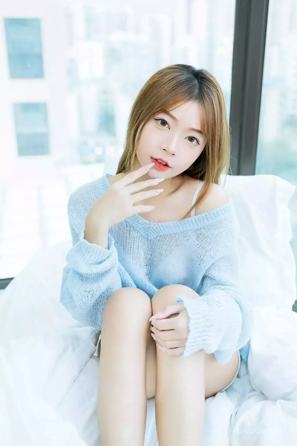 [YALAYI雅拉伊] 2023.01.30 No.996 家有女友 阿禾 美女好身材壁纸高清图片-丽图社