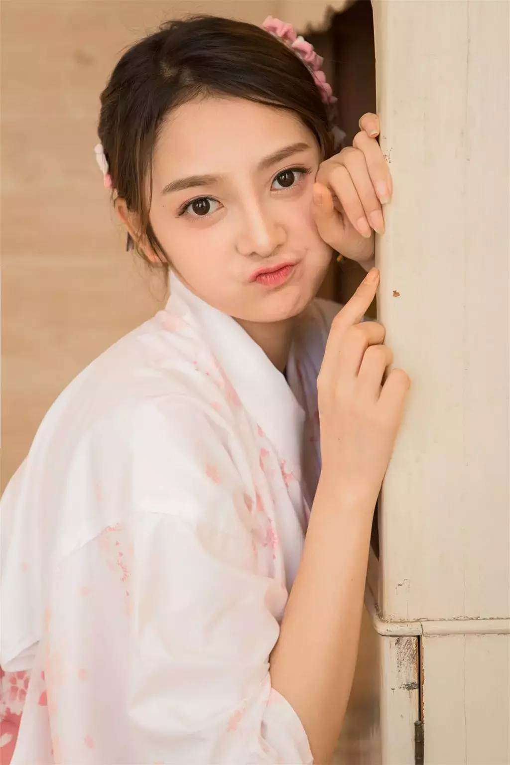 [YALAYI雅拉伊] 2024.01.15 No.1101 柔和绽放 夏天照着穿优雅又高级的写真-丽图社