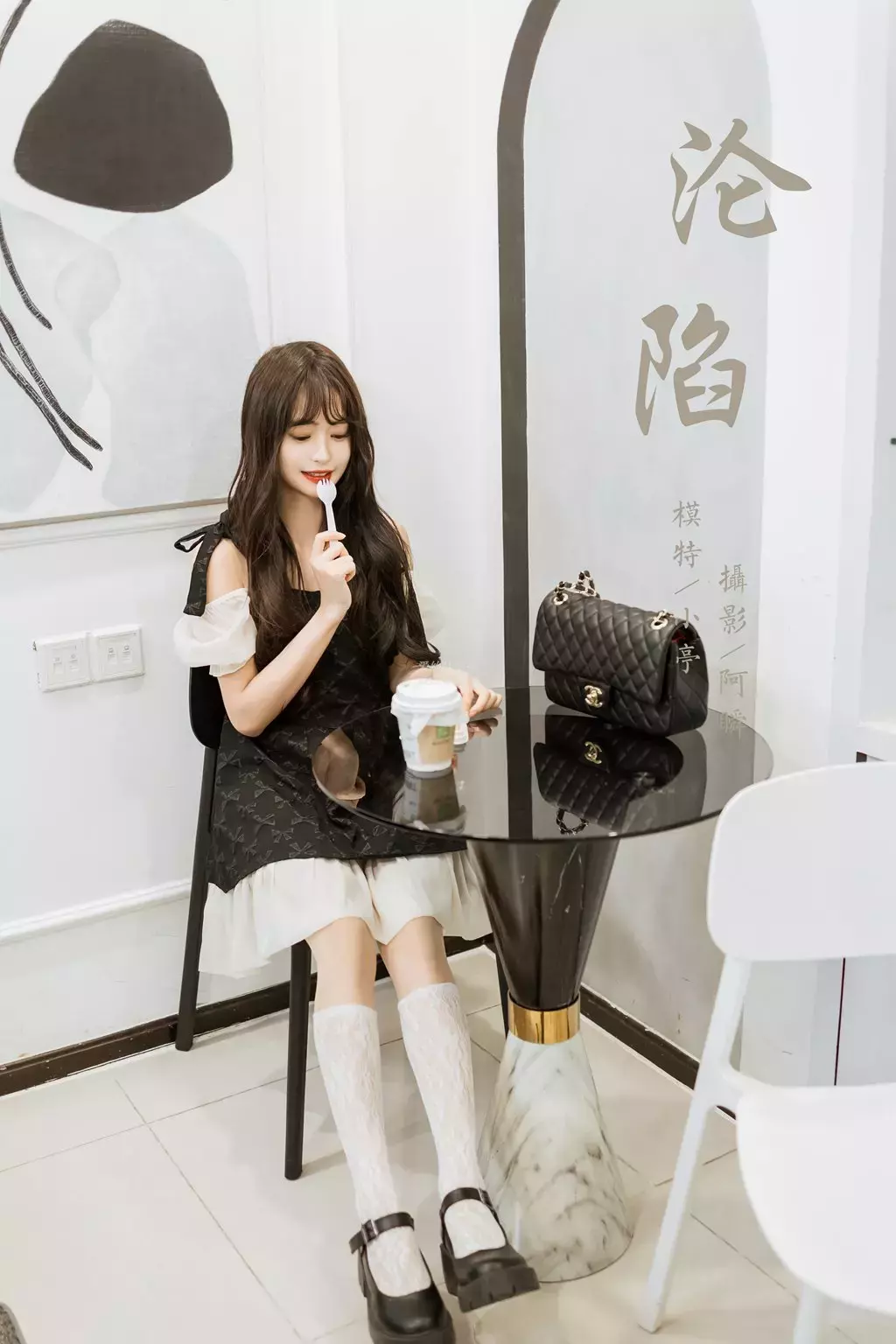 [YALAYI雅拉伊] 2022.09.26 No.971 沦陷 小亭 美女头像真人清新高清图片-丽图社