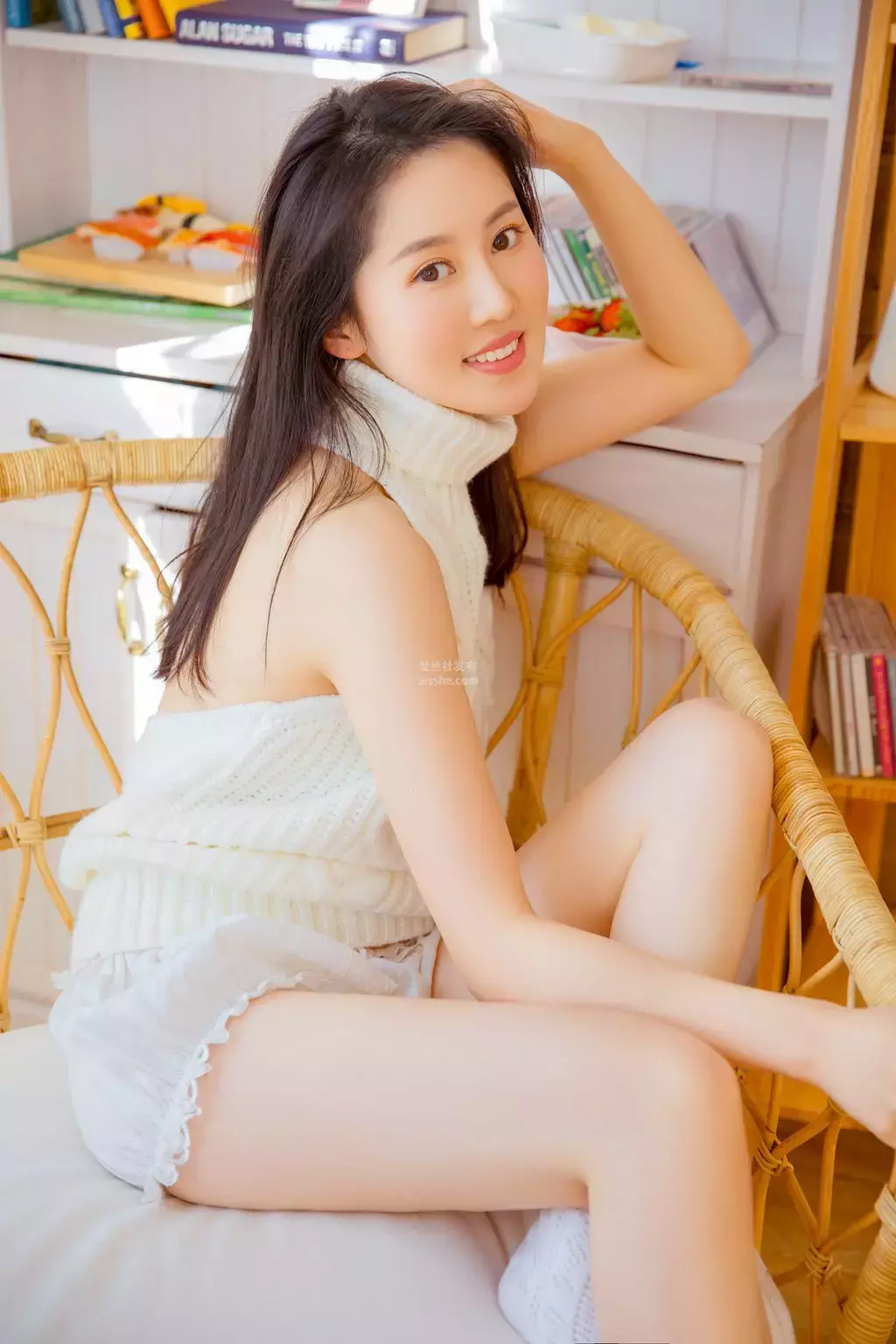 [YALAYI雅拉伊] 2022.12.30 No.991 柔软的时光 甜美女孩写真图集-丽图社