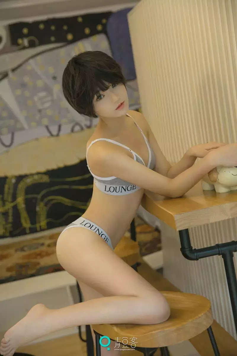 [QingDouKe青豆客] 2017-10-06 悦爷 性感迷人美女写真-丽图社