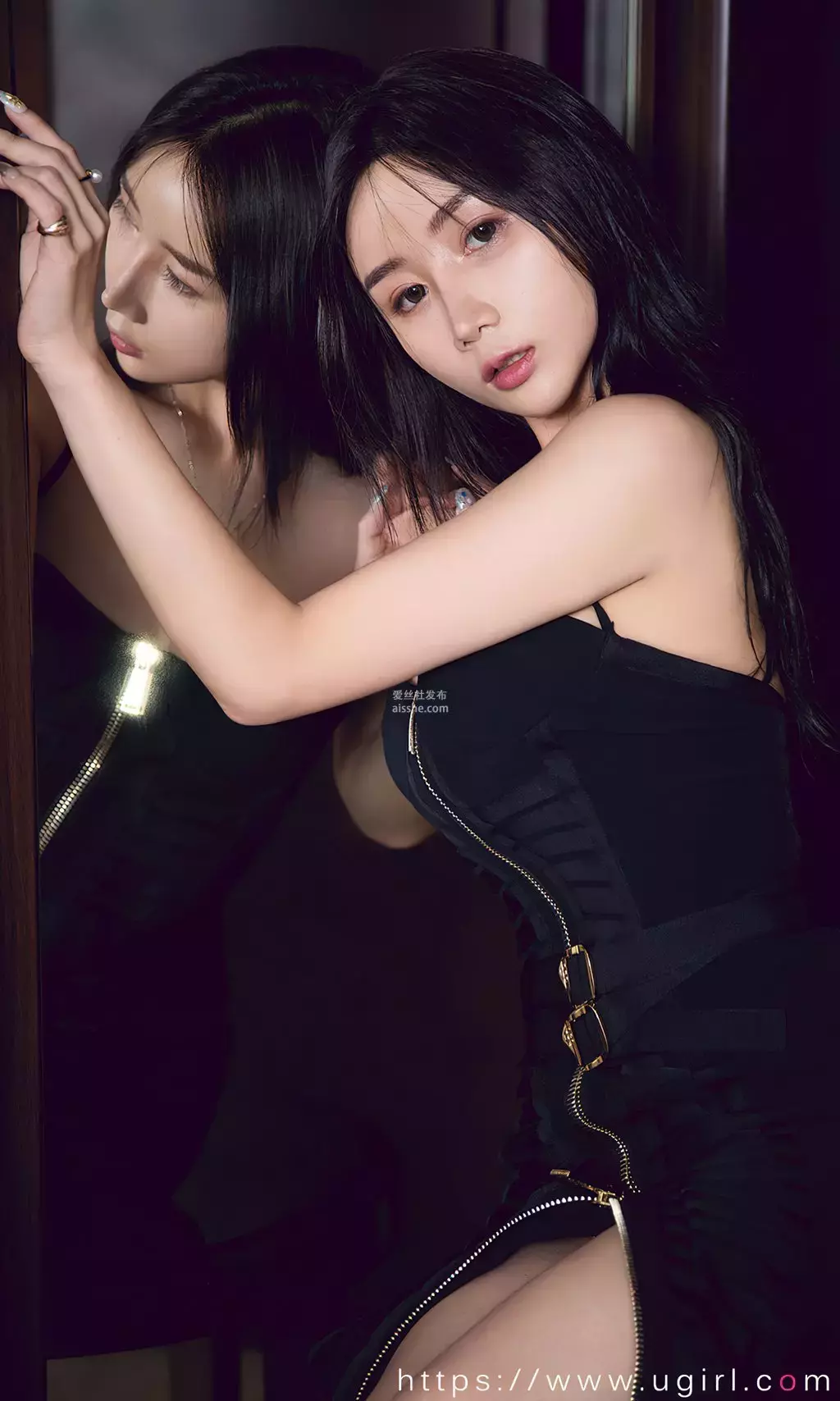 [Ugirls爱油物] 2024.03.01 No.2779 成熟时间线 李莉莉 清新熟女写真图 美女写真图-丽图社