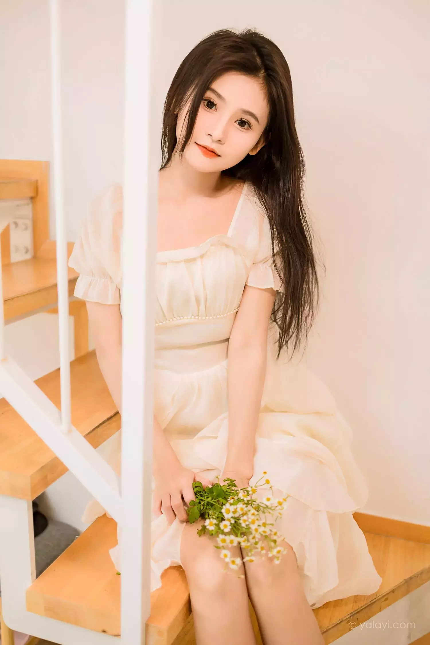 [YALAYI雅拉伊] 2023.07.24 NO.1044 花仙子 若婷 好看身材模特美女图片壁纸-丽图社