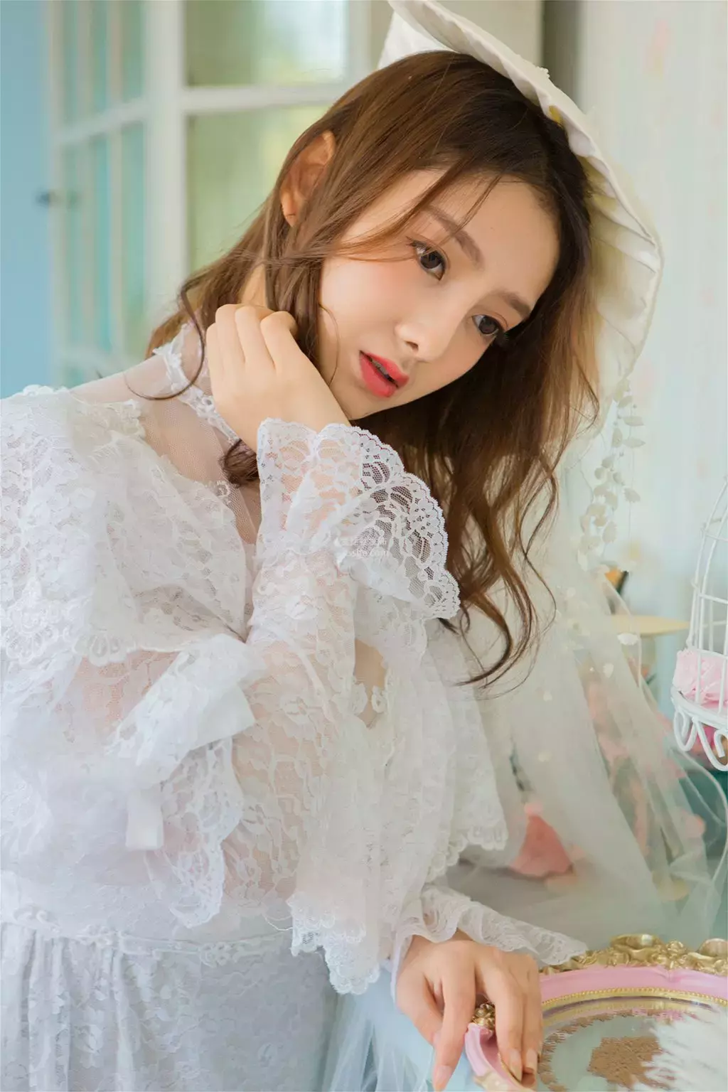 [YALAYI雅拉伊] 2023.10.03 NO.1072 公主驾到 美女头像真人清新高清图片-丽图社