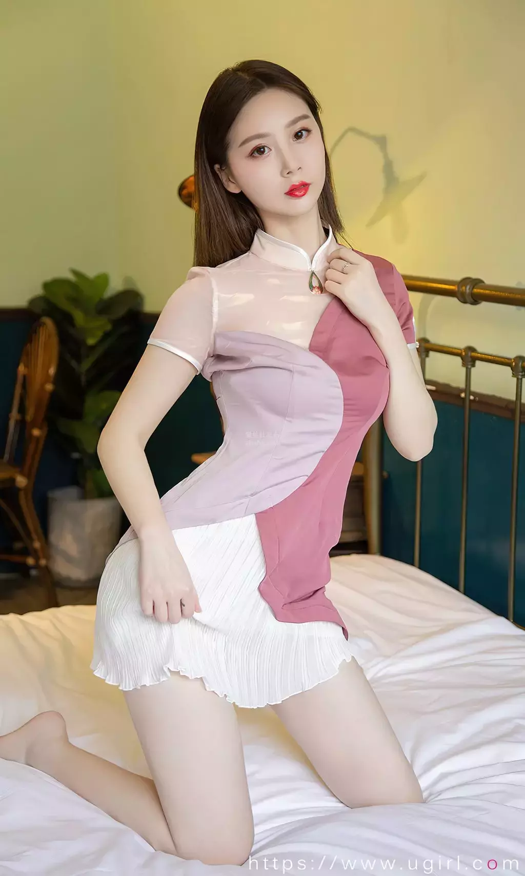 [Ugirls爱油物] 2024.05.18 No.2832 一生的浪漫 徐肉肉 百变时尚美女穿搭照片-丽图社