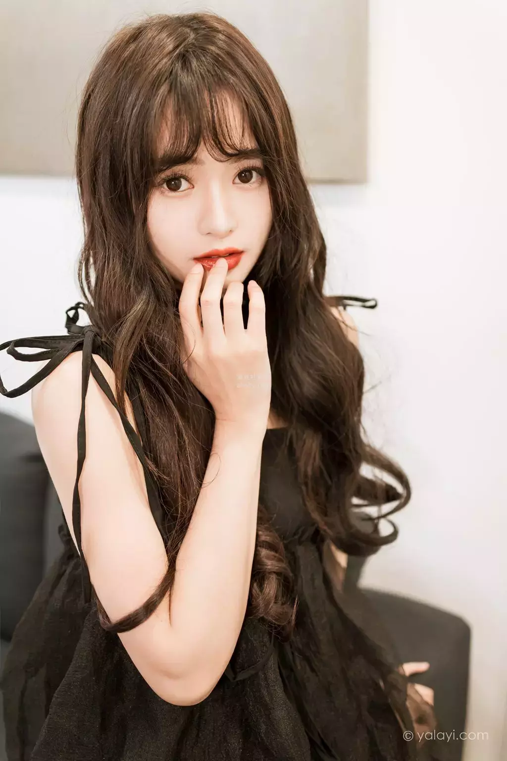 [YALAYI雅拉伊] 2022.09.30 No.972 给你幸福 美女唯美写真素材-丽图社