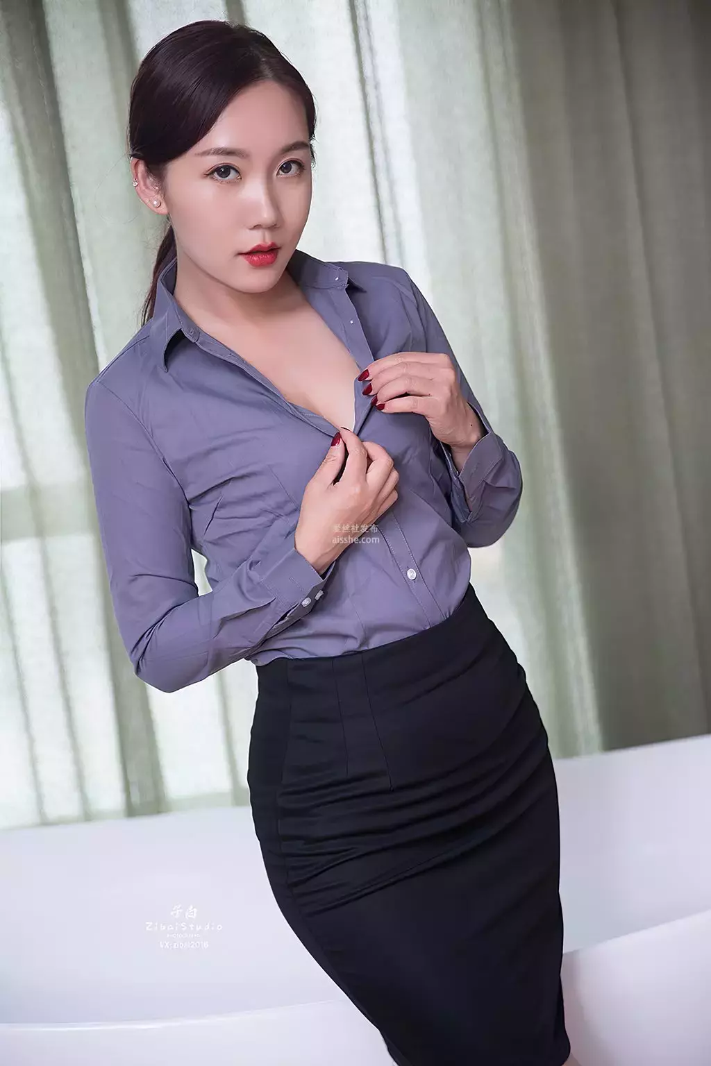 [TouTiao头条女神] No.S040 艾静香 肉丝小秘书 极品火辣爆炸身材美女高清壁纸-丽图社