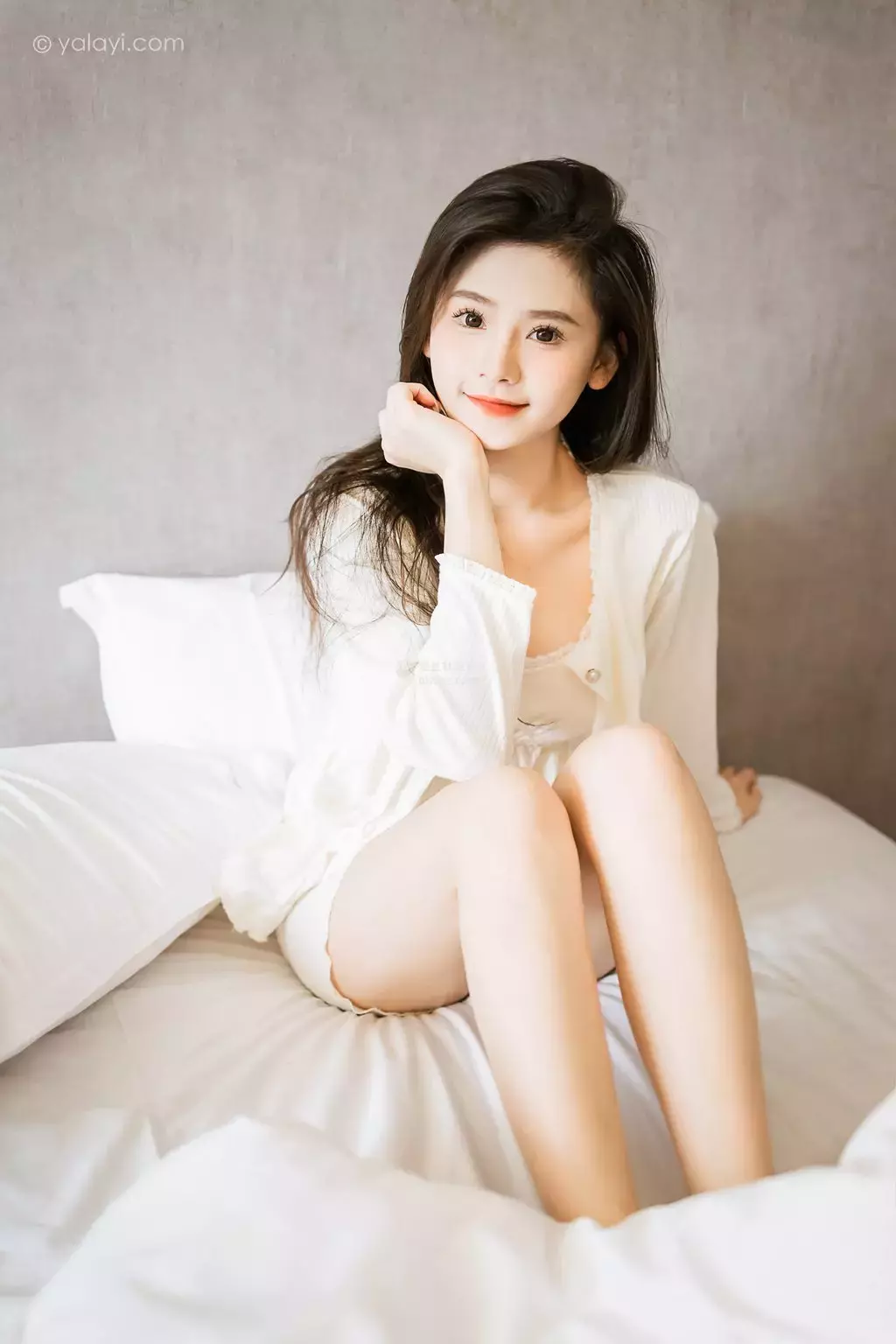 [YALAYI雅拉伊] 2023.03.27 NO.1010 超甜小日常 若婷 美女模特性感写真图片-丽图社