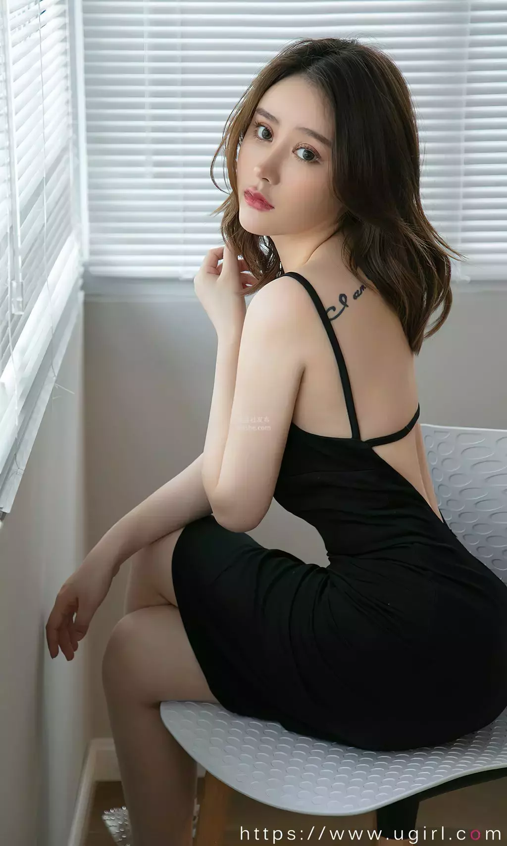 [Ugirls爱油物] 2023.12.08 No.2720 完美暗示 coral 女性魅力图片素材-丽图社