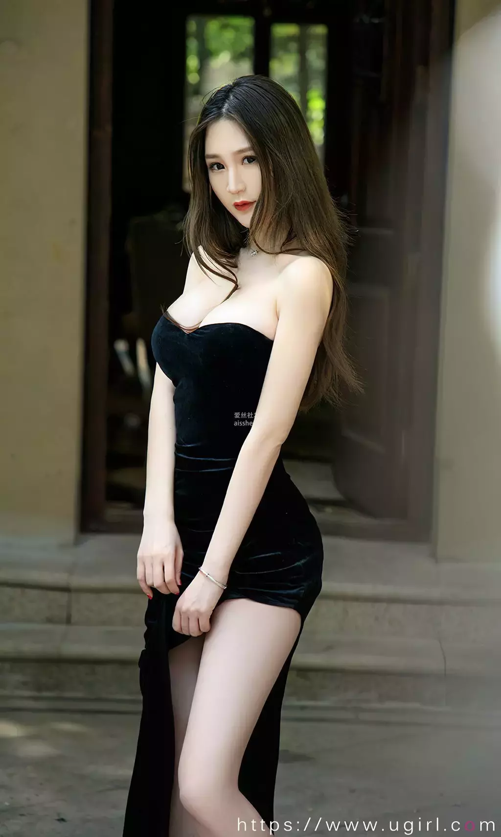 [Ugirls爱油物] 2023.09.23 NO.2665 与君之约 维尼卡 气质好看的美女套图-丽图社