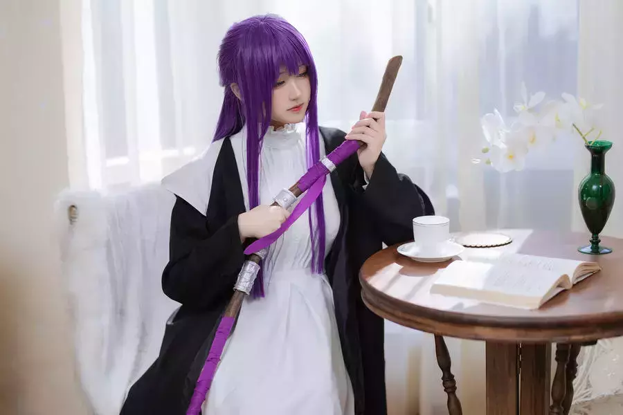 No.070 – 葬送的芙莉莲 菲伦 [70P 2V] 性感美女图片-丽图社