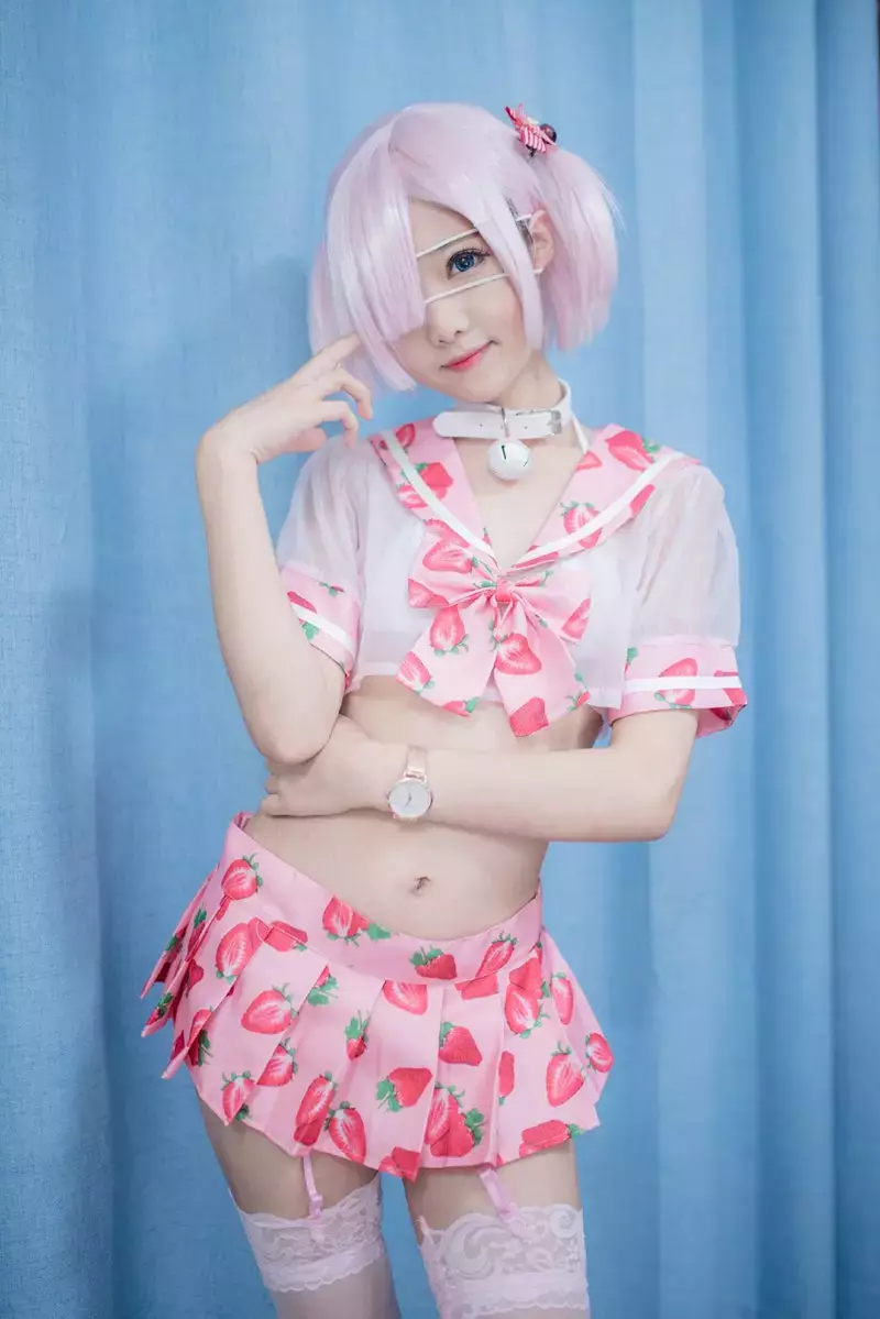 风之领域写真 No.196 粉粉的草梅酱 美女好身材自拍锁屏壁纸-丽图社