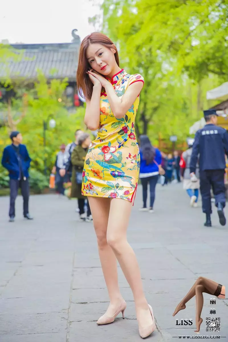 [LISS丽丝] NO.006 凉冰《“丝”质气质旗袍》 性感美女写真照素材-丽图社