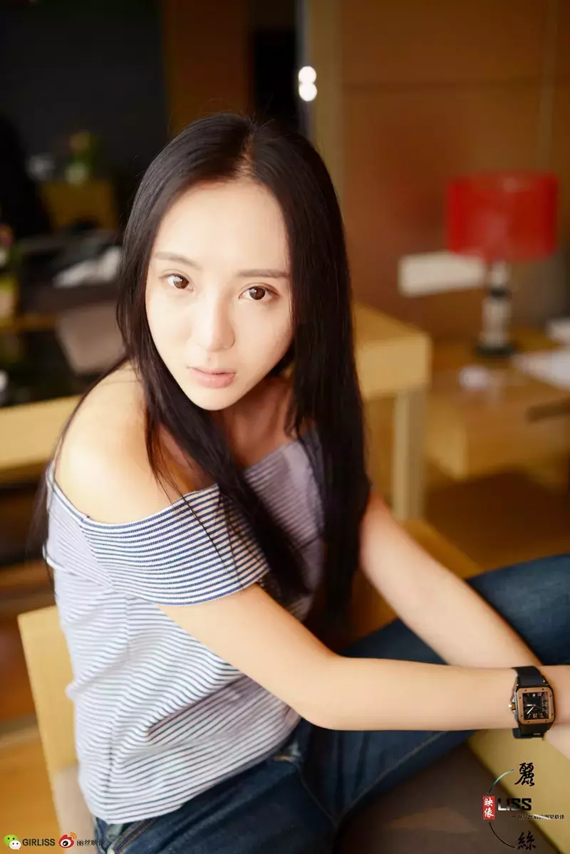 [LISS丽丝] NO.029 韩云《微笑启示录》 唯美头像美女头像图片素材-丽图社