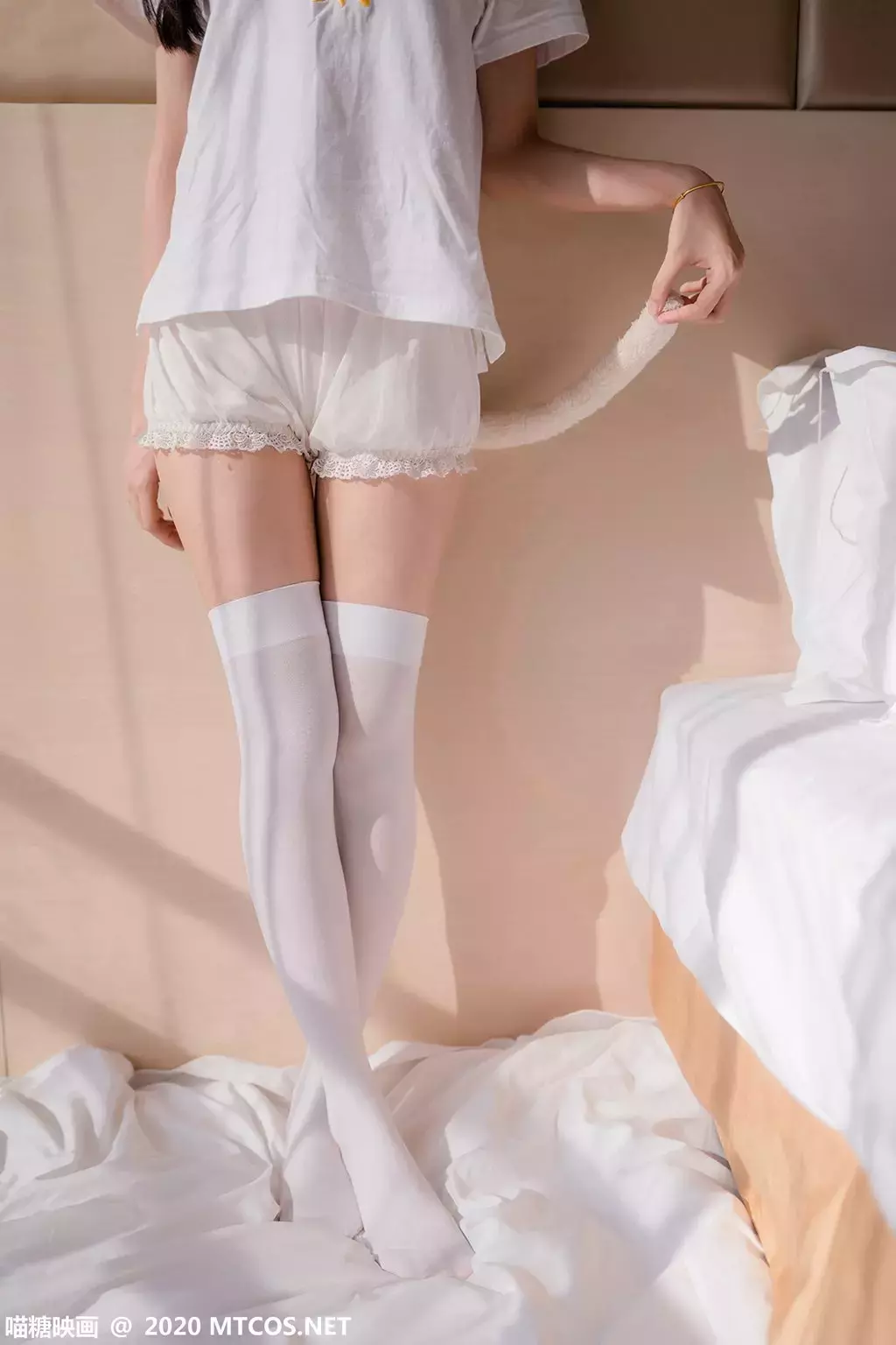 喵糖映画少女写真 VOL.178 猫系白丝兽耳少女 清新美女壁纸头像图片-丽图社