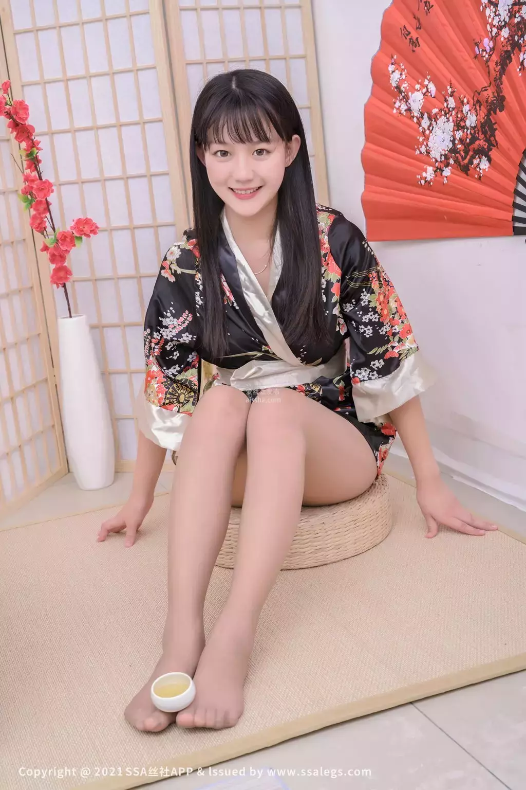 [SSA丝社] 超清版 NO.608 囡囡 SK灰丝袜（下） 高颜值好身材美女壁纸高清好看-丽图社