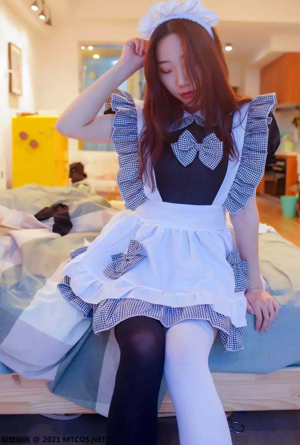 喵糖映画少女VOL.416 黑白钕仆 美女人像图片-丽图社