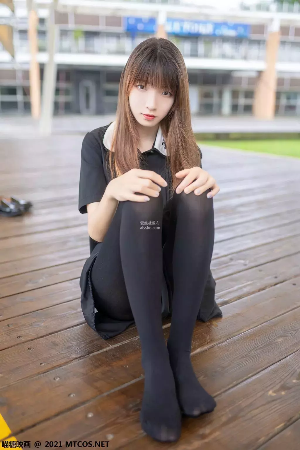 喵糖映画少女VOL.423 黑裙黑袜 堪称唯美人像写真-丽图社