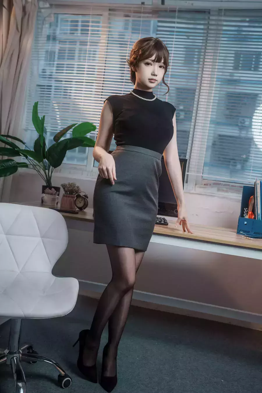 No.074 – 年纪不大的上司姐姐 [68P] 美女套图 超高清美女写真套图-丽图社