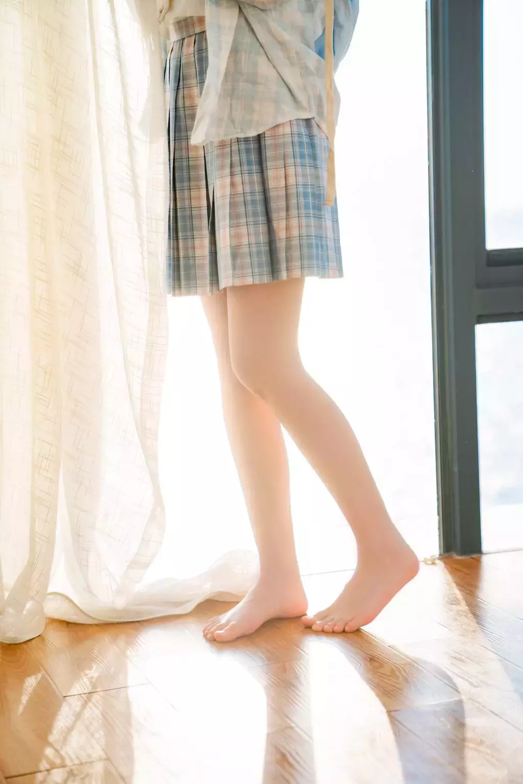 喵糖映画少女写真 VOL.241 你看 那窗边的海 街拍女神美图集锦-丽图社