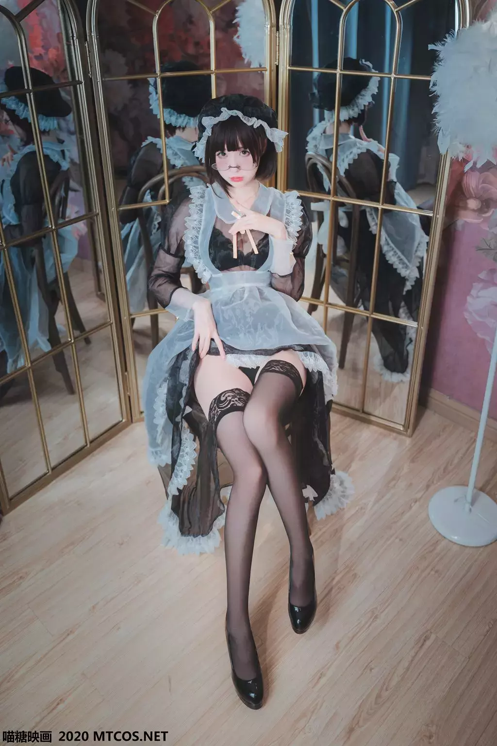 喵糖映画少女写真 VOL.117 透明女仆 甜美女孩的时尚秘籍-丽图社