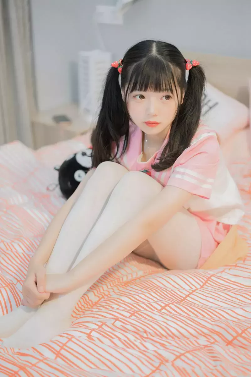 风之领域写真 No.113 草霉裙罗利 身材凹凸有致的性感美女-丽图社