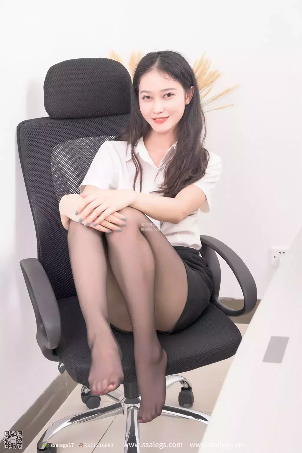 [SSA丝社] 超清版 NO.503 漫漫 职业装（上） 高清美女写真壁纸文案图片-丽图社