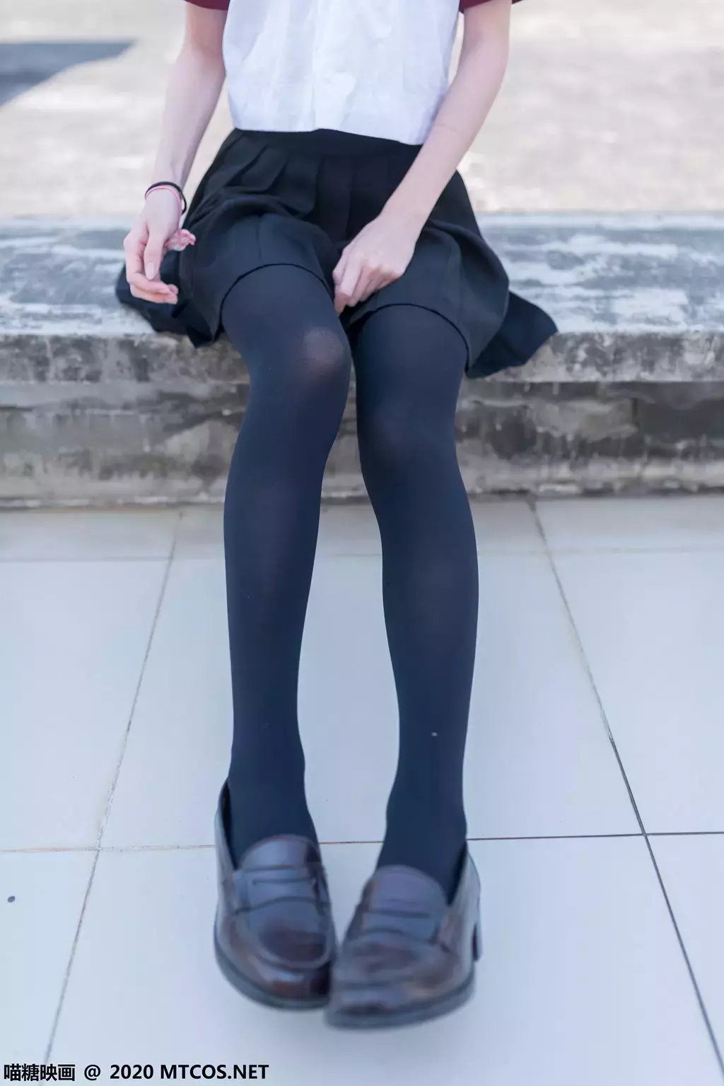 喵糖映画少女写真 VOL.322 天台少女 美女迷人身材写真图片壁纸-丽图社