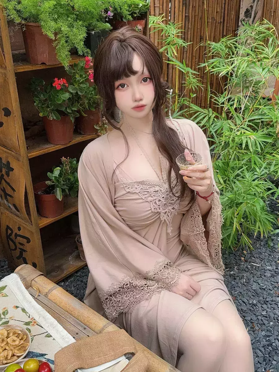 No.016 – 2025年05月会员 猫猫+衬衫 [43P] 美女写真壁纸珍藏版-丽图社