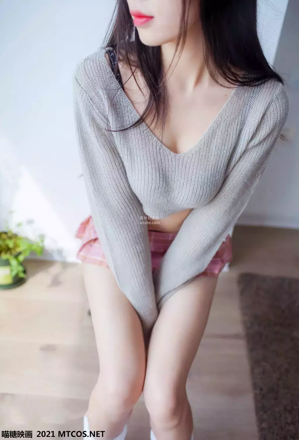 喵糖映画少女VOL.456 栗子的毛衣 美女头像真人清新高清图片-丽图社