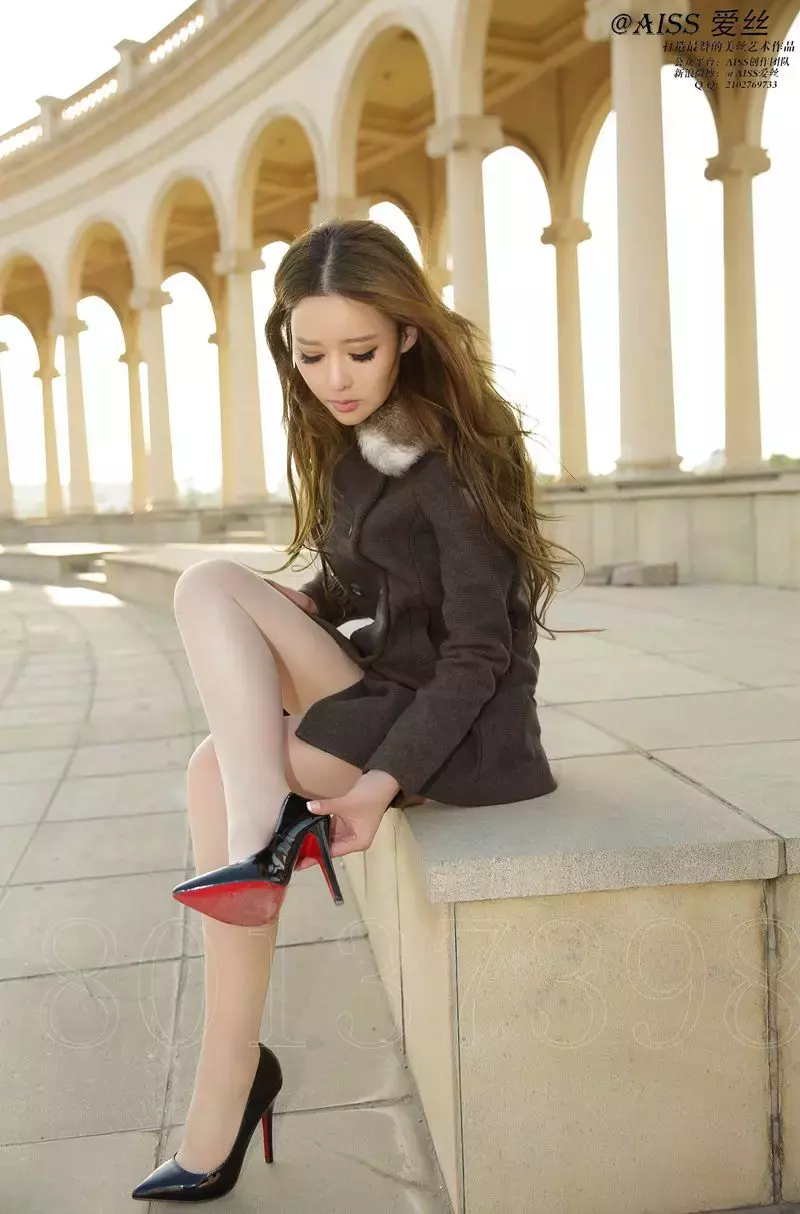 [AISS爱丝]写真 NO.041 索菲-冬日暖阳 写真美女高清壁纸-丽图社